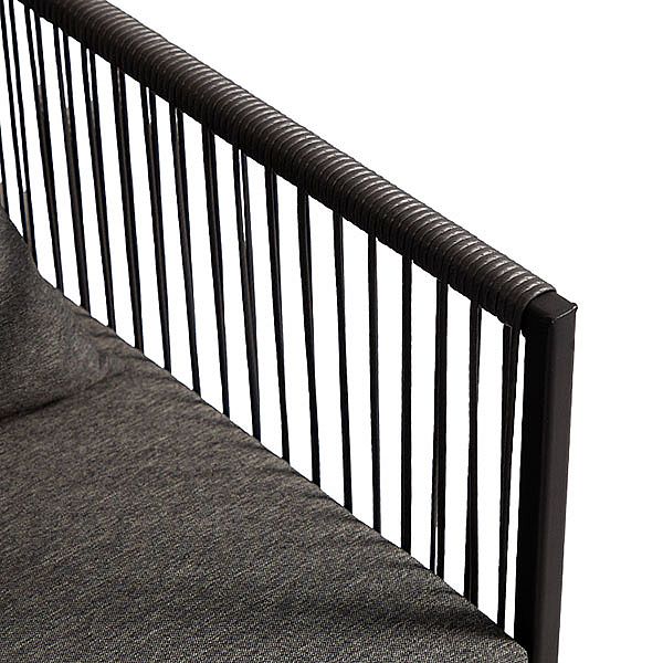 Vierteilige Stühle aus Seilgeflecht und Tischsets aus Rattangeflecht - 10D01B